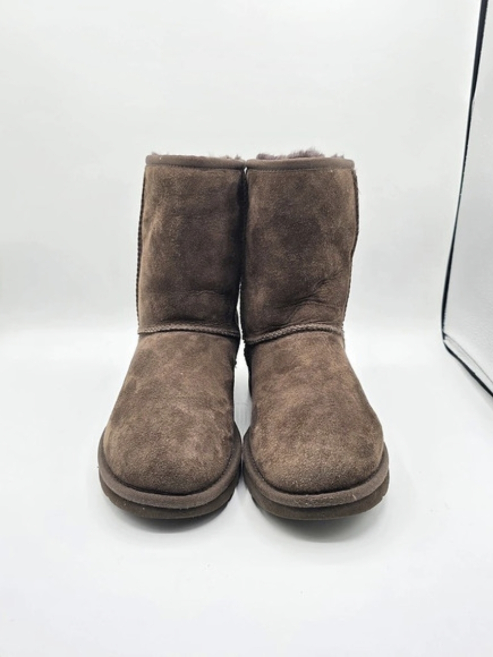 UGG Women’s Classic Short Boots Brown US 6 Casual Comfortable
